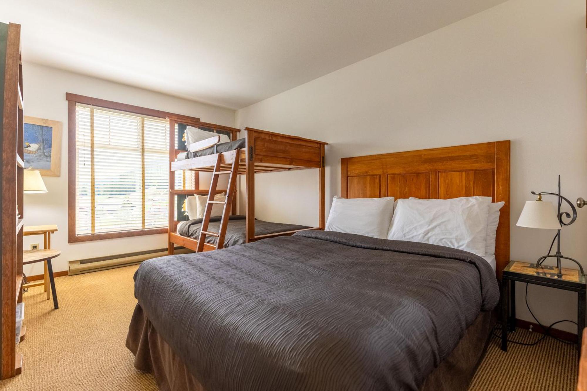 Snow Creek Lodge By Fernie Central Reservations Eksteriør bilde